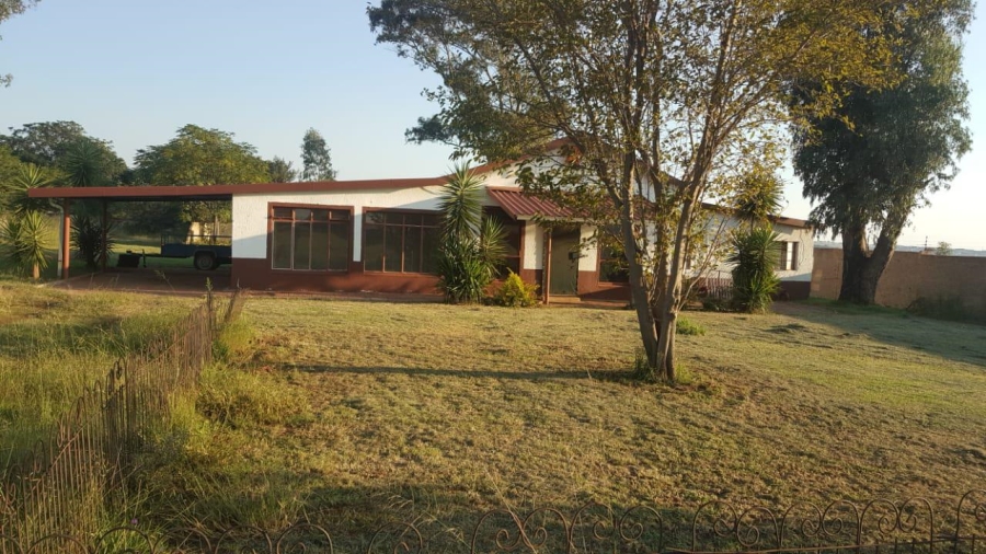 4 Bedroom Property for Sale in Knoppieslaagte Gauteng