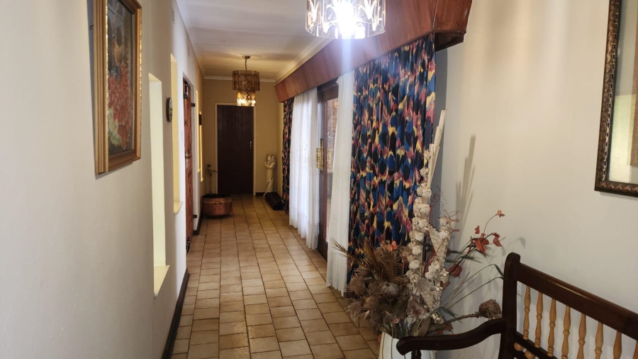 4 Bedroom Property for Sale in Knoppieslaagte Gauteng