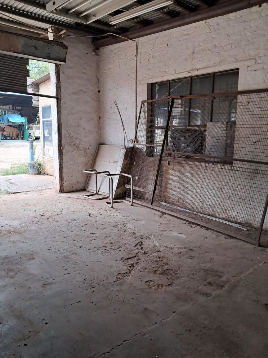 4 Bedroom Property for Sale in Knoppieslaagte Gauteng