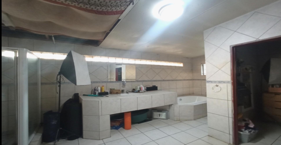 3 Bedroom Property for Sale in West Park Gauteng