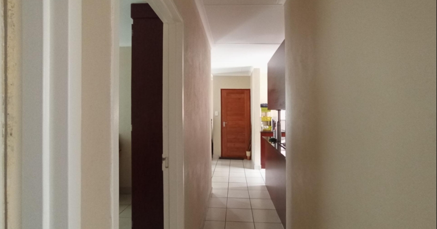 3 Bedroom Property for Sale in Kosmosdal Gauteng