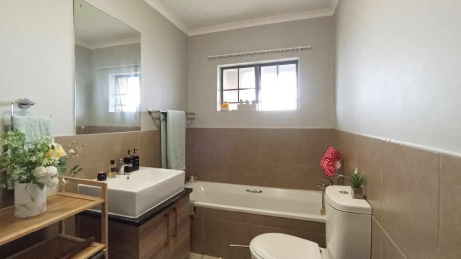 2 Bedroom Property for Sale in Sagewood Gauteng