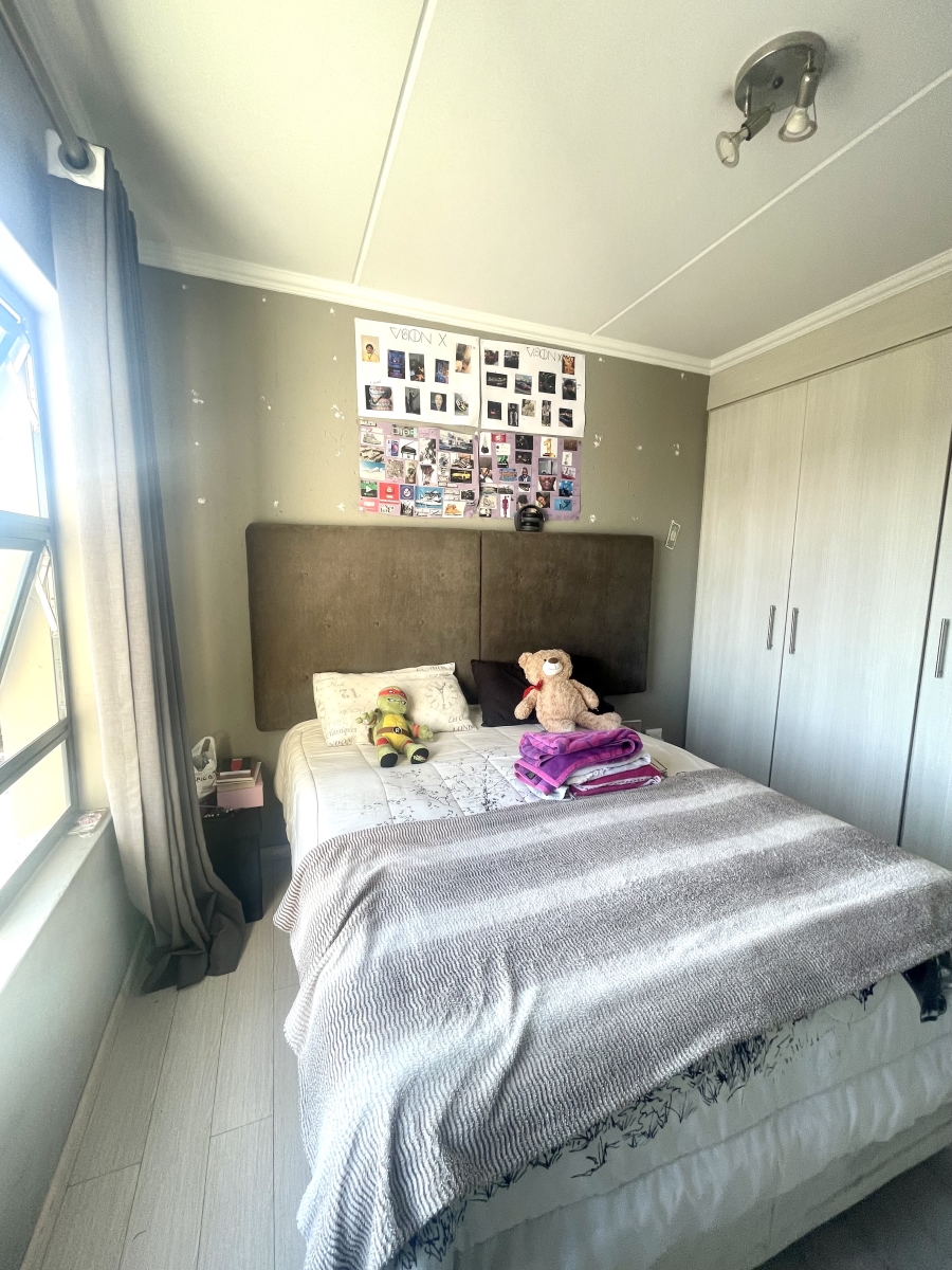 2 Bedroom Property for Sale in Beverley Gauteng