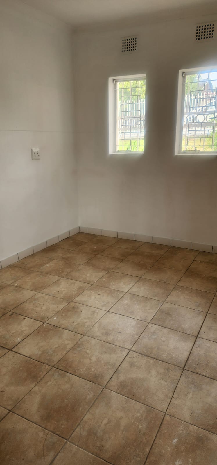 To Let 3 Bedroom Property for Rent in Laudium Gauteng