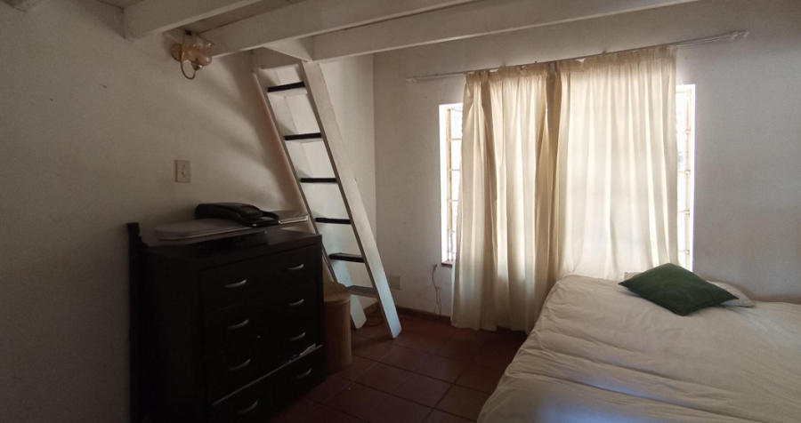 6 Bedroom Property for Sale in Moreleta Park Gauteng