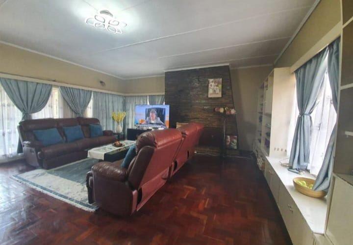 4 Bedroom Property for Sale in Muckleneuk Gauteng