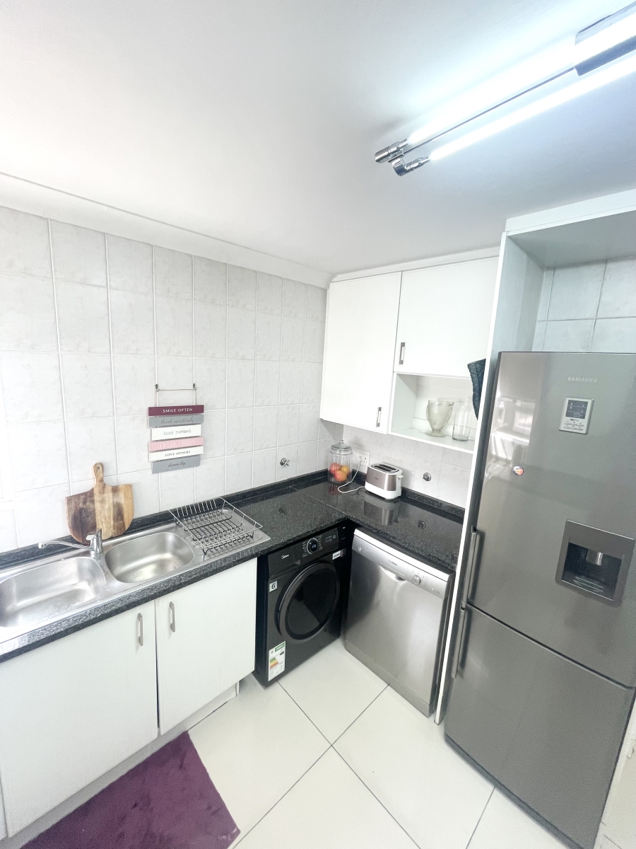 2 Bedroom Property for Sale in Morningside Gauteng