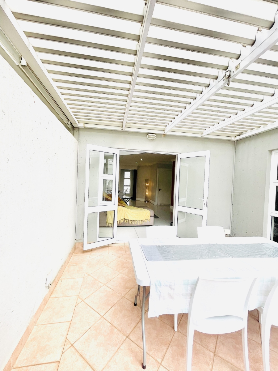 2 Bedroom Property for Sale in Morningside Gauteng