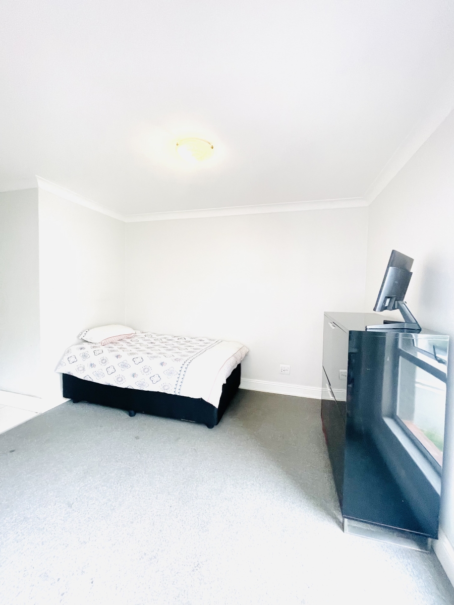 2 Bedroom Property for Sale in Morningside Gauteng