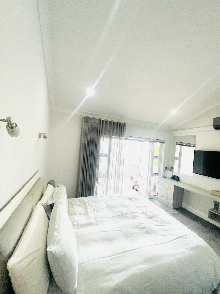 2 Bedroom Property for Sale in Morningside Gauteng