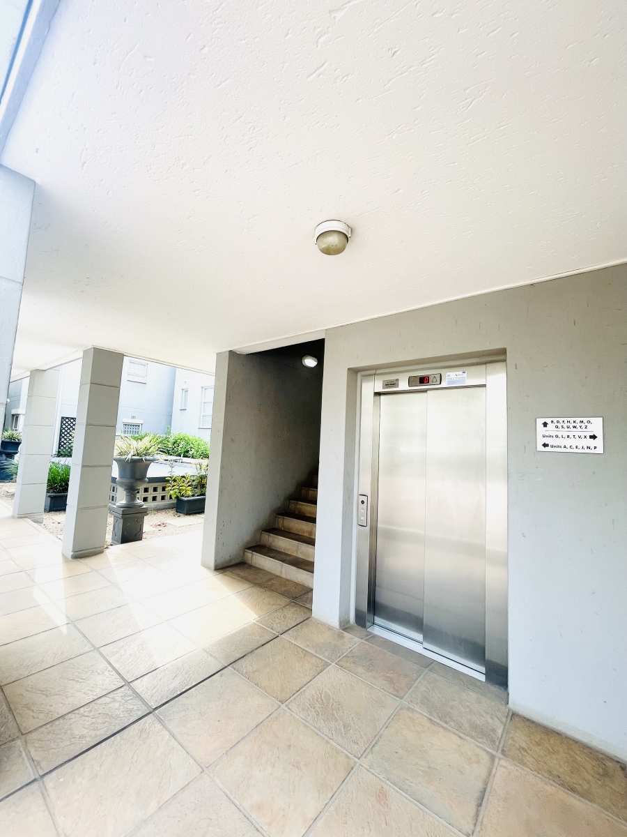 2 Bedroom Property for Sale in Morningside Gauteng