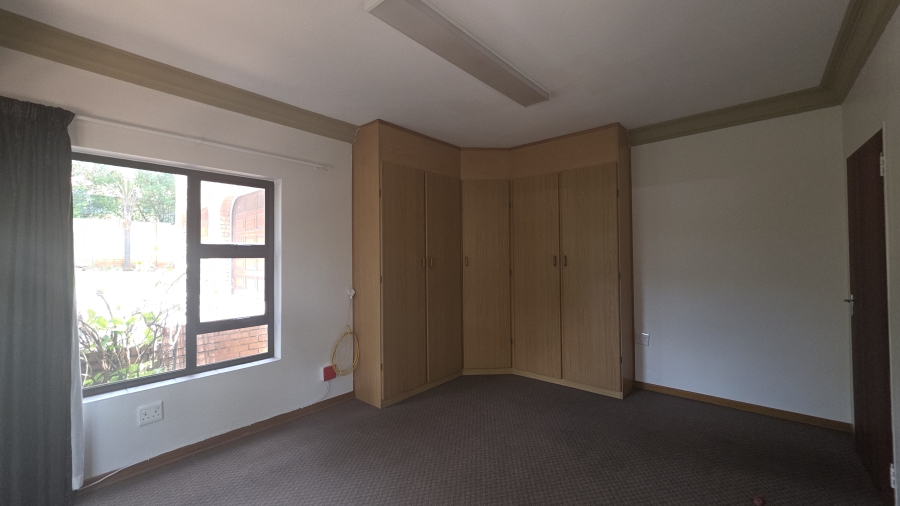 To Let 4 Bedroom Property for Rent in Eldo Glen Gauteng