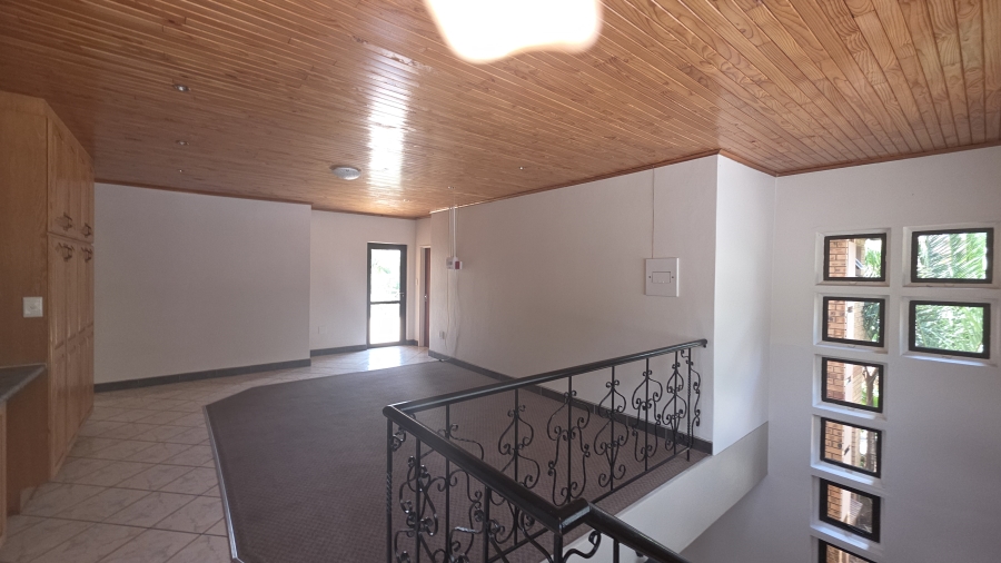 To Let 4 Bedroom Property for Rent in Eldo Glen Gauteng