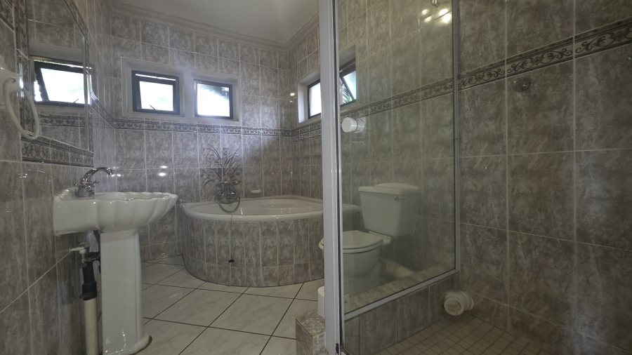 To Let 4 Bedroom Property for Rent in Eldo Glen Gauteng