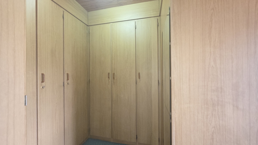 To Let 4 Bedroom Property for Rent in Eldo Glen Gauteng