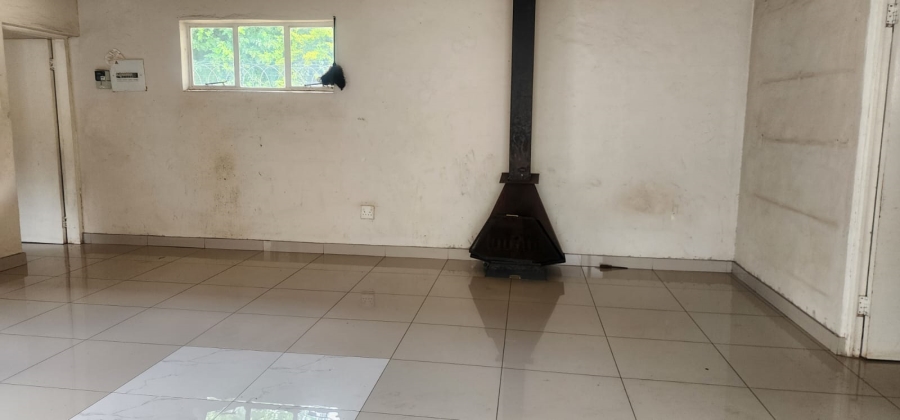 To Let 6 Bedroom Property for Rent in Clubview Gauteng