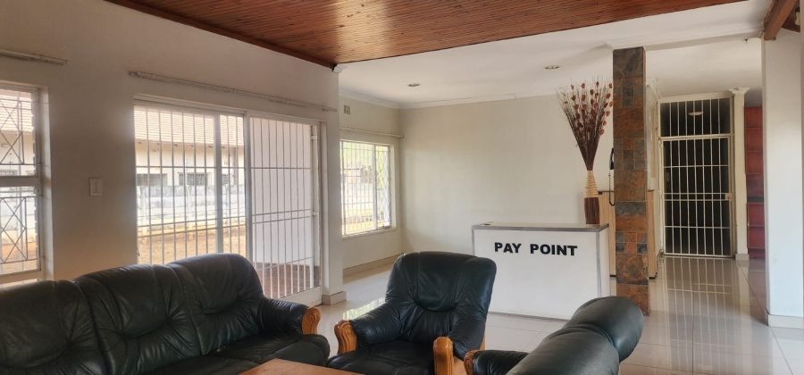 To Let 6 Bedroom Property for Rent in Clubview Gauteng