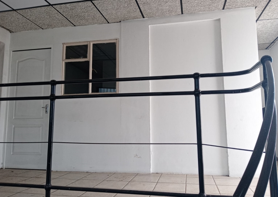 To Let commercial Property for Rent in Anderbolt Gauteng
