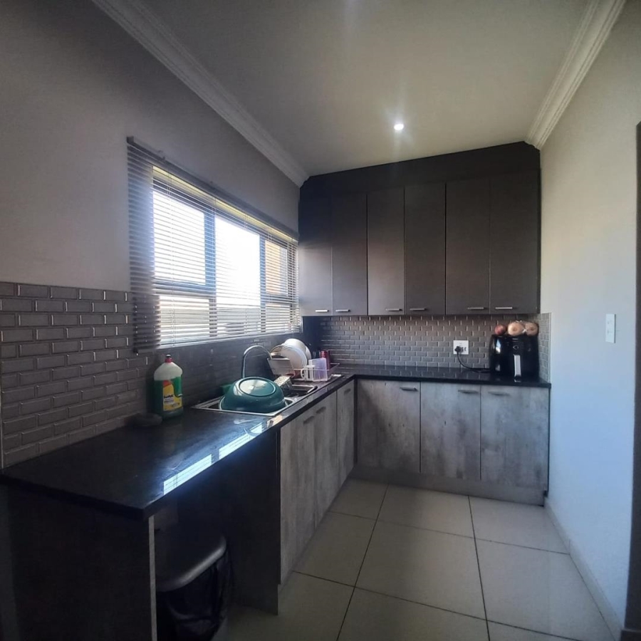 4 Bedroom Property for Sale in Derdepoort Gauteng