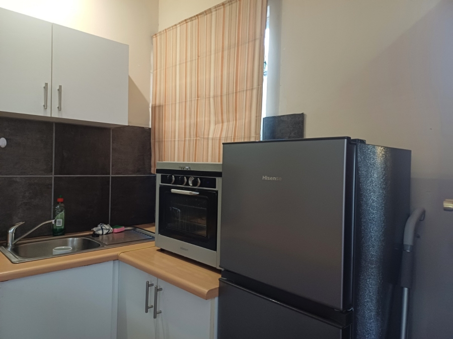 To Let 1 Bedroom Property for Rent in Meadowbrook Gauteng
