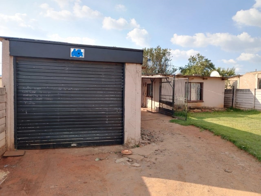 0 Bedroom Property for Sale in Etwatwa Gauteng