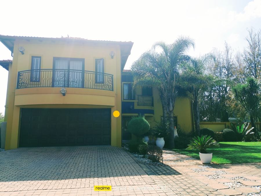4 Bedroom Property for Sale in Helderwyk Gauteng