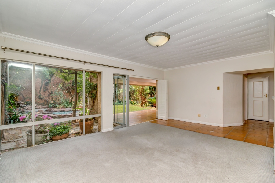 To Let 4 Bedroom Property for Rent in Parkmore Gauteng