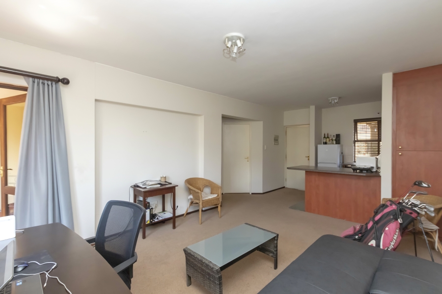 1 Bedroom Property for Sale in Bryanston Gauteng