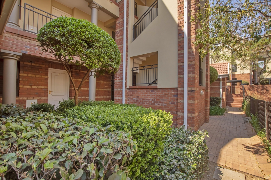 1 Bedroom Property for Sale in Bryanston Gauteng