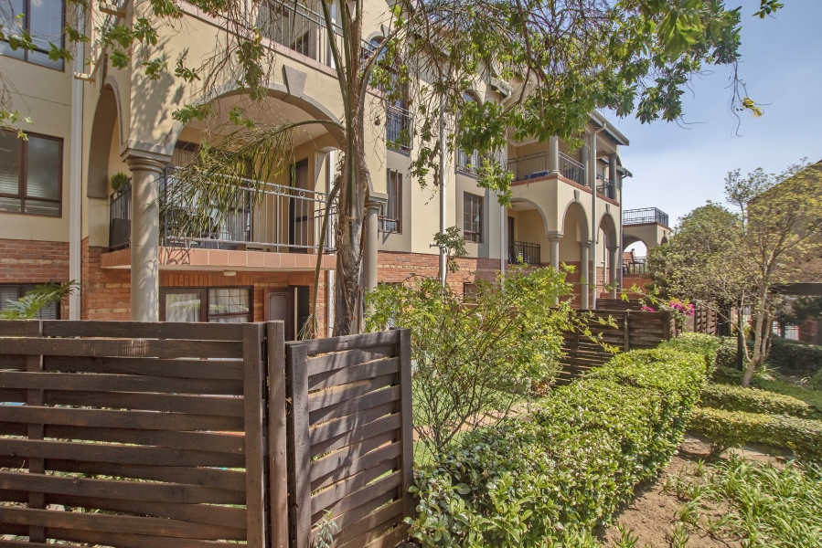 1 Bedroom Property for Sale in Bryanston Gauteng