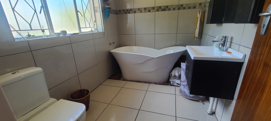 4 Bedroom Property for Sale in Edendale Gauteng