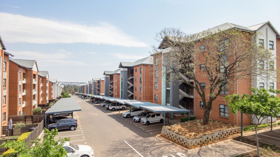 To Let 2 Bedroom Property for Rent in Founders Hill Gauteng