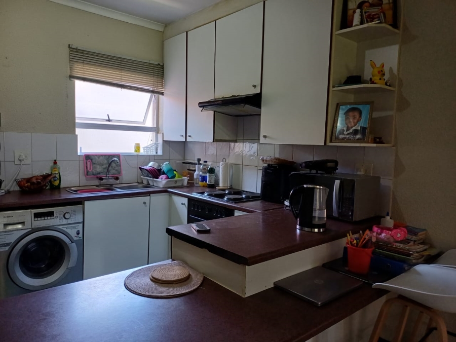 To Let 2 Bedroom Property for Rent in Sunnyridge Gauteng