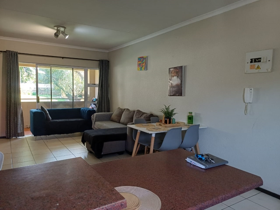 To Let 2 Bedroom Property for Rent in Sunnyridge Gauteng