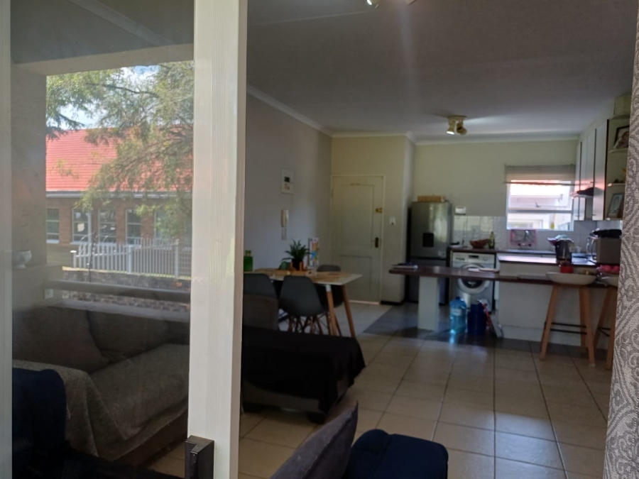 To Let 2 Bedroom Property for Rent in Sunnyridge Gauteng