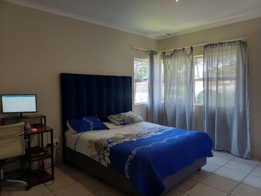 To Let 2 Bedroom Property for Rent in Sunnyridge Gauteng