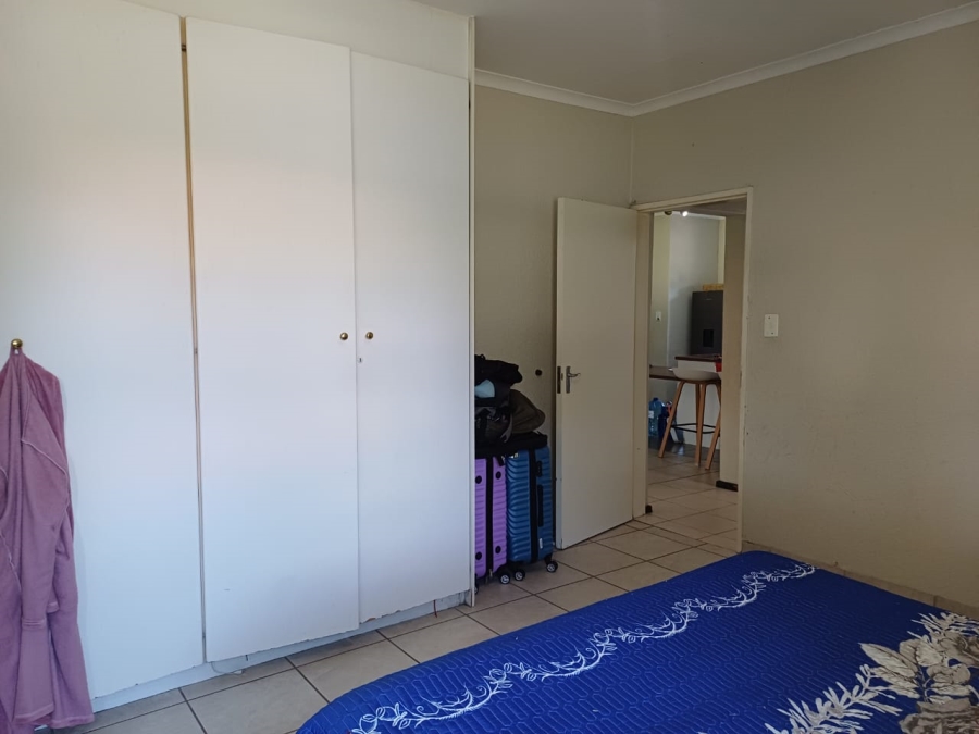 To Let 2 Bedroom Property for Rent in Sunnyridge Gauteng