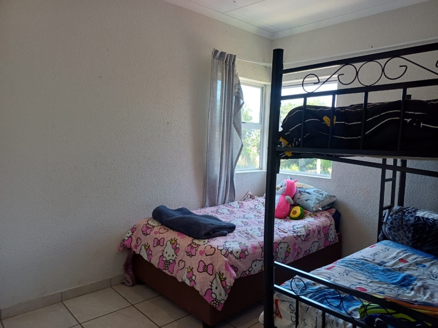 To Let 2 Bedroom Property for Rent in Sunnyridge Gauteng