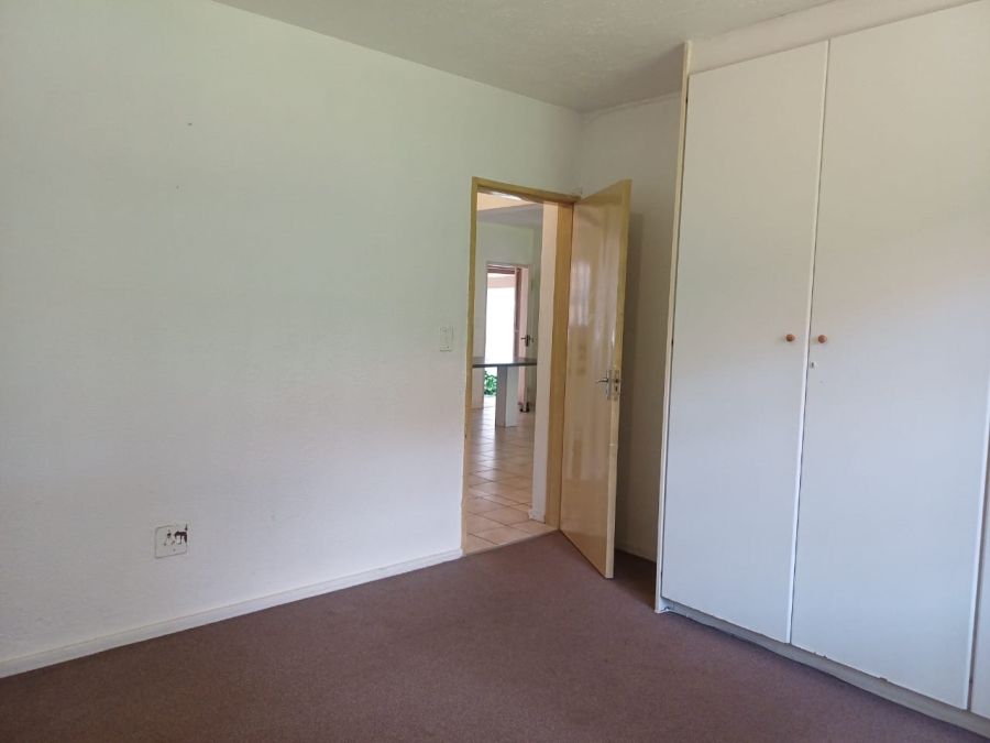 To Let 2 Bedroom Property for Rent in Sunnyridge Gauteng