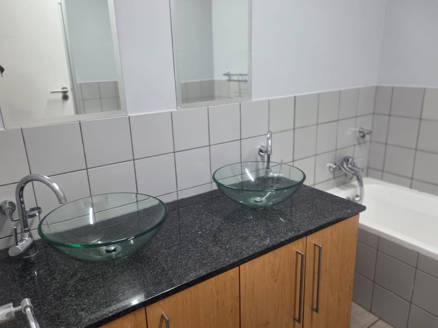 2 Bedroom Property for Sale in Riviera Gauteng