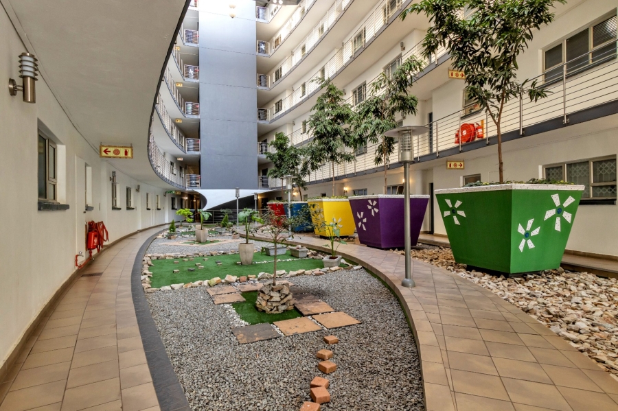 2 Bedroom Property for Sale in Riviera Gauteng