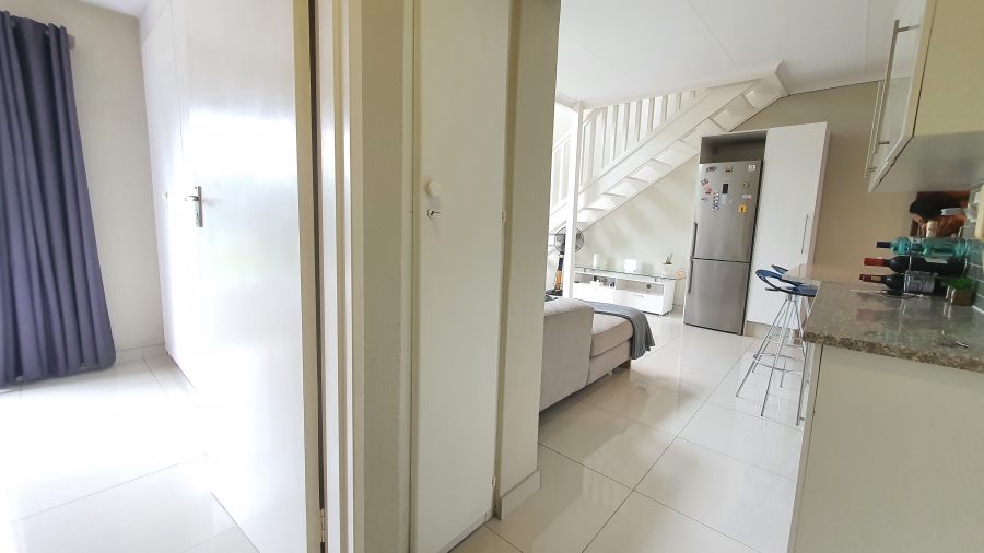 To Let 2 Bedroom Property for Rent in Morningside Gauteng