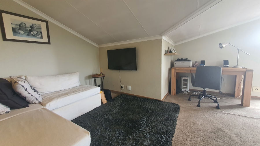 To Let 2 Bedroom Property for Rent in Morningside Gauteng