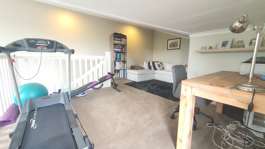 To Let 2 Bedroom Property for Rent in Morningside Gauteng