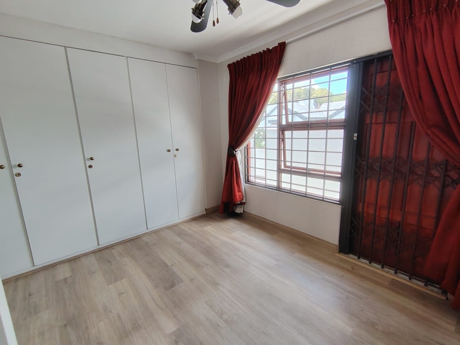 3 Bedroom Property for Sale in Lakefield Gauteng