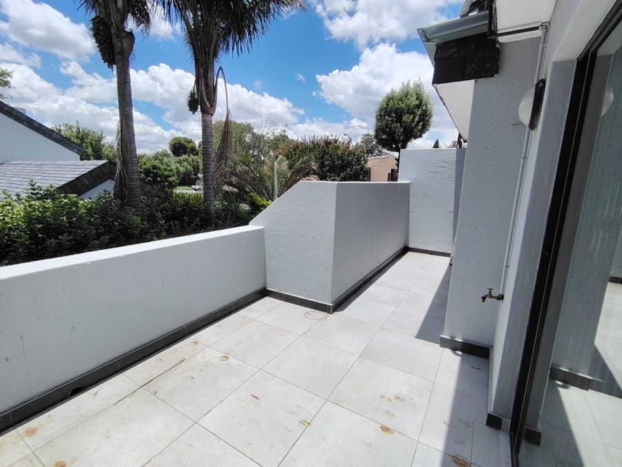 3 Bedroom Property for Sale in Lakefield Gauteng