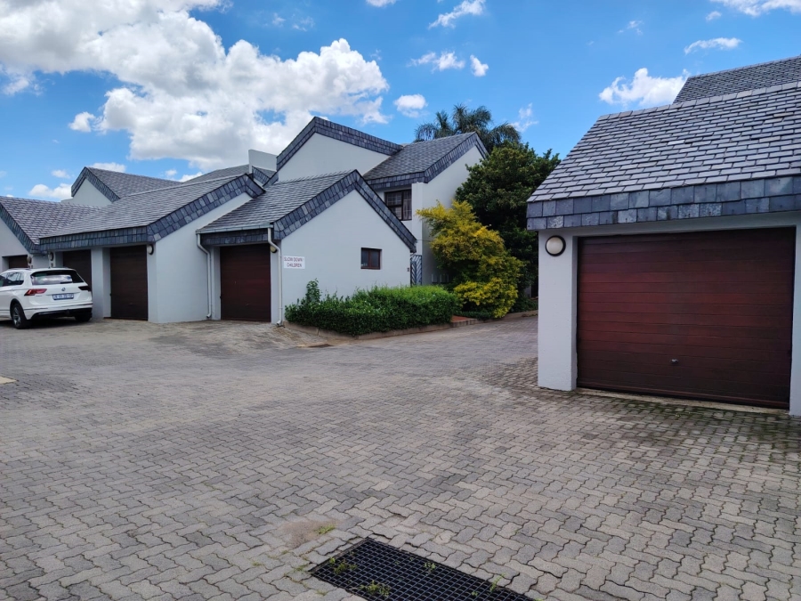 3 Bedroom Property for Sale in Lakefield Gauteng