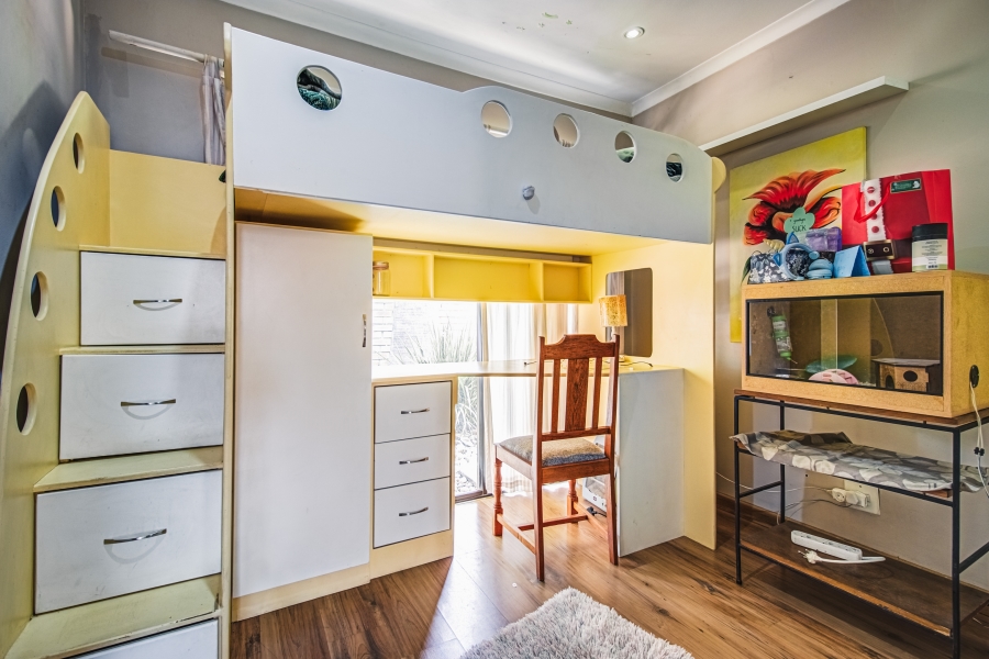 4 Bedroom Property for Sale in Glen Marais Gauteng