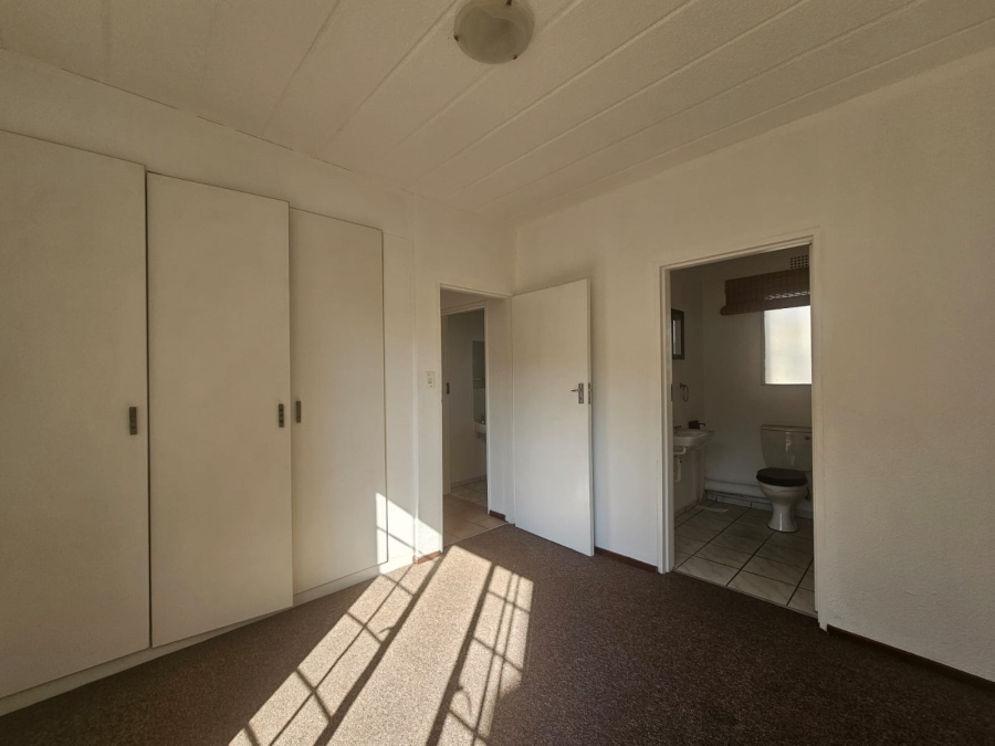 2 Bedroom Property for Sale in Eden Glen Gauteng