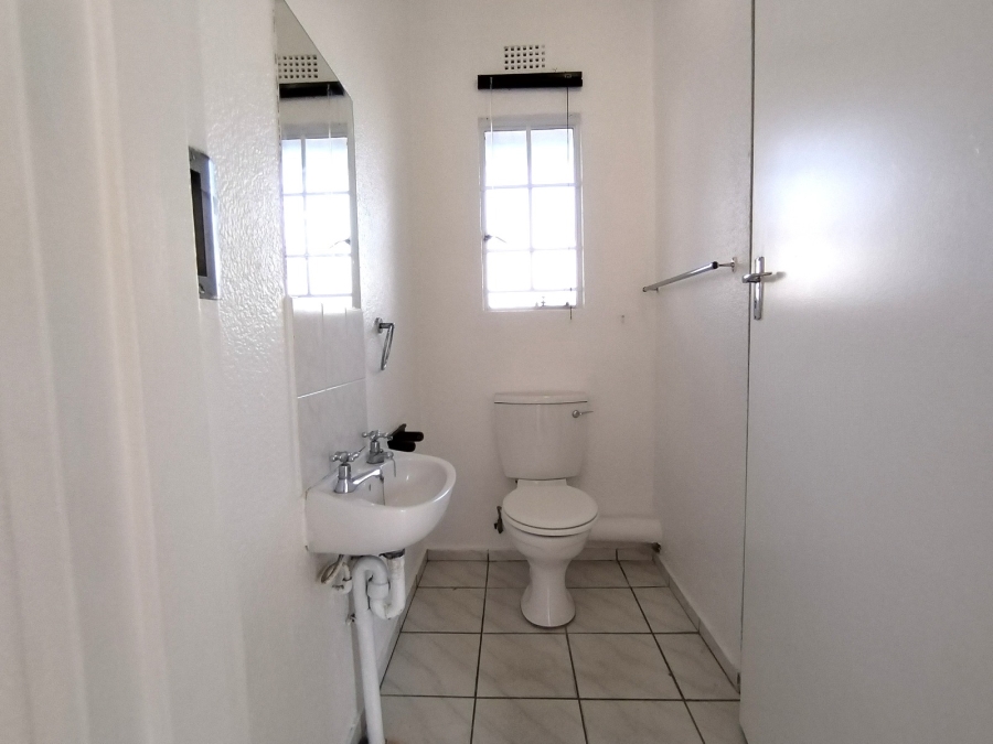 2 Bedroom Property for Sale in Eden Glen Gauteng